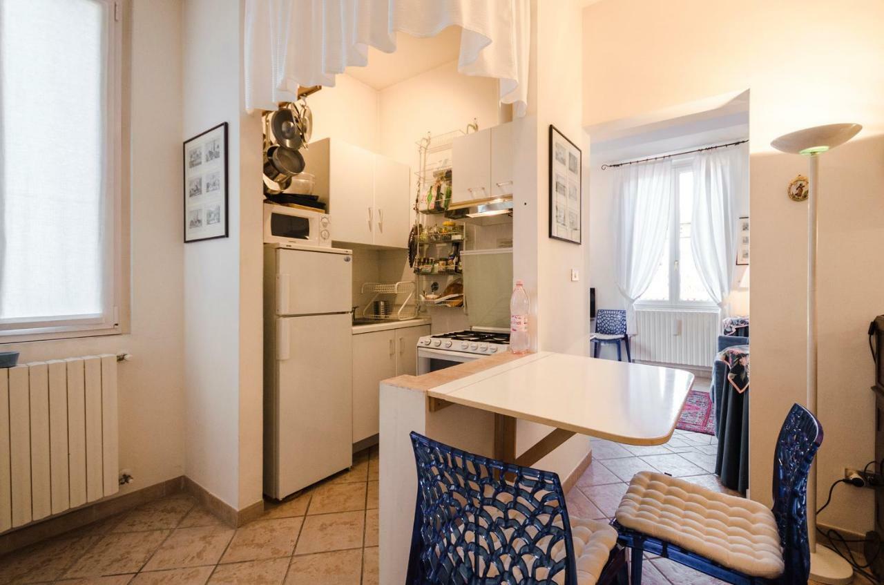 Lupari Apartment, Palazzo Storico Sotto Le Due Torri Bolonha Exterior foto